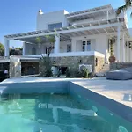 Vila Mymykonos Ii